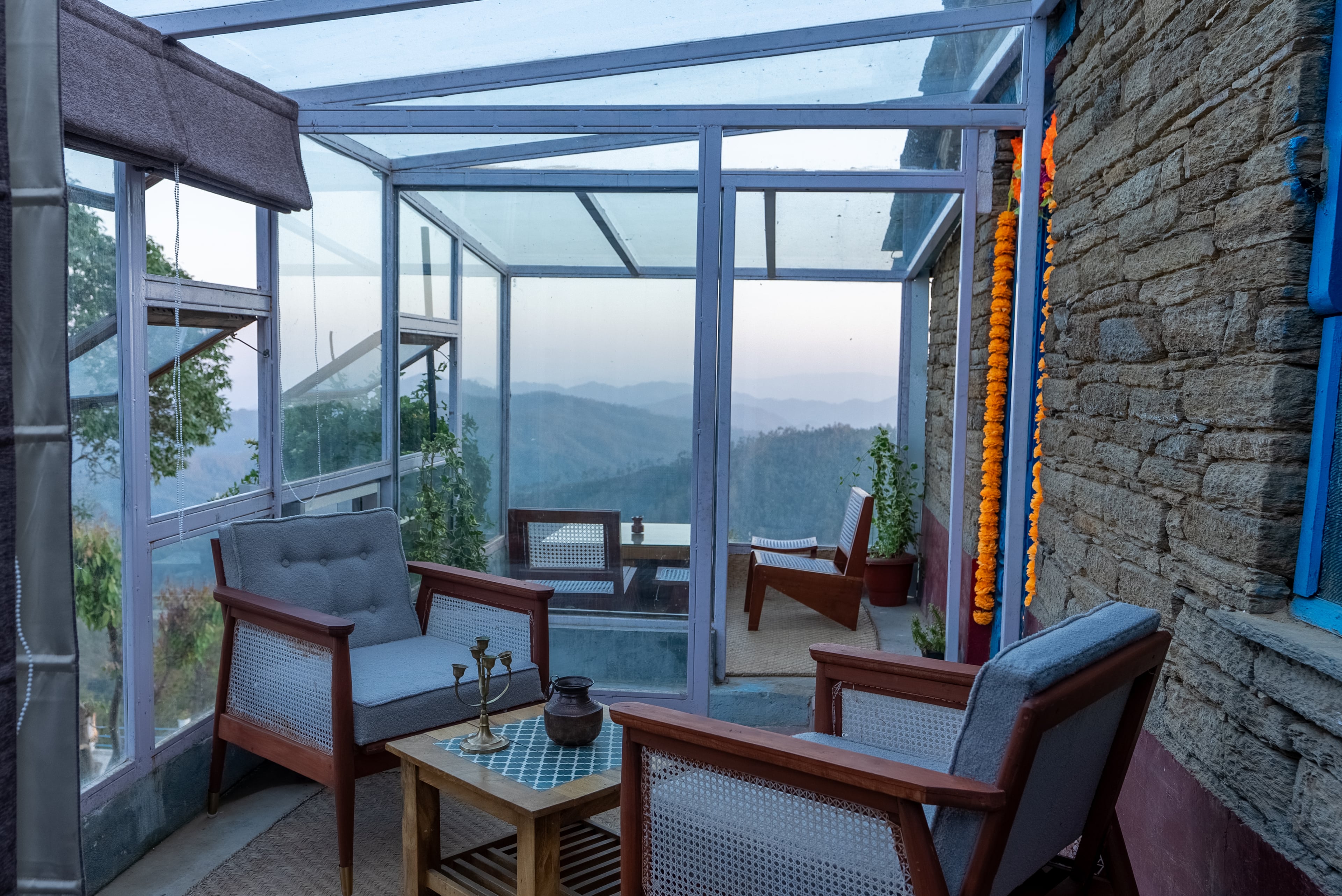 Family Suite — sitting room