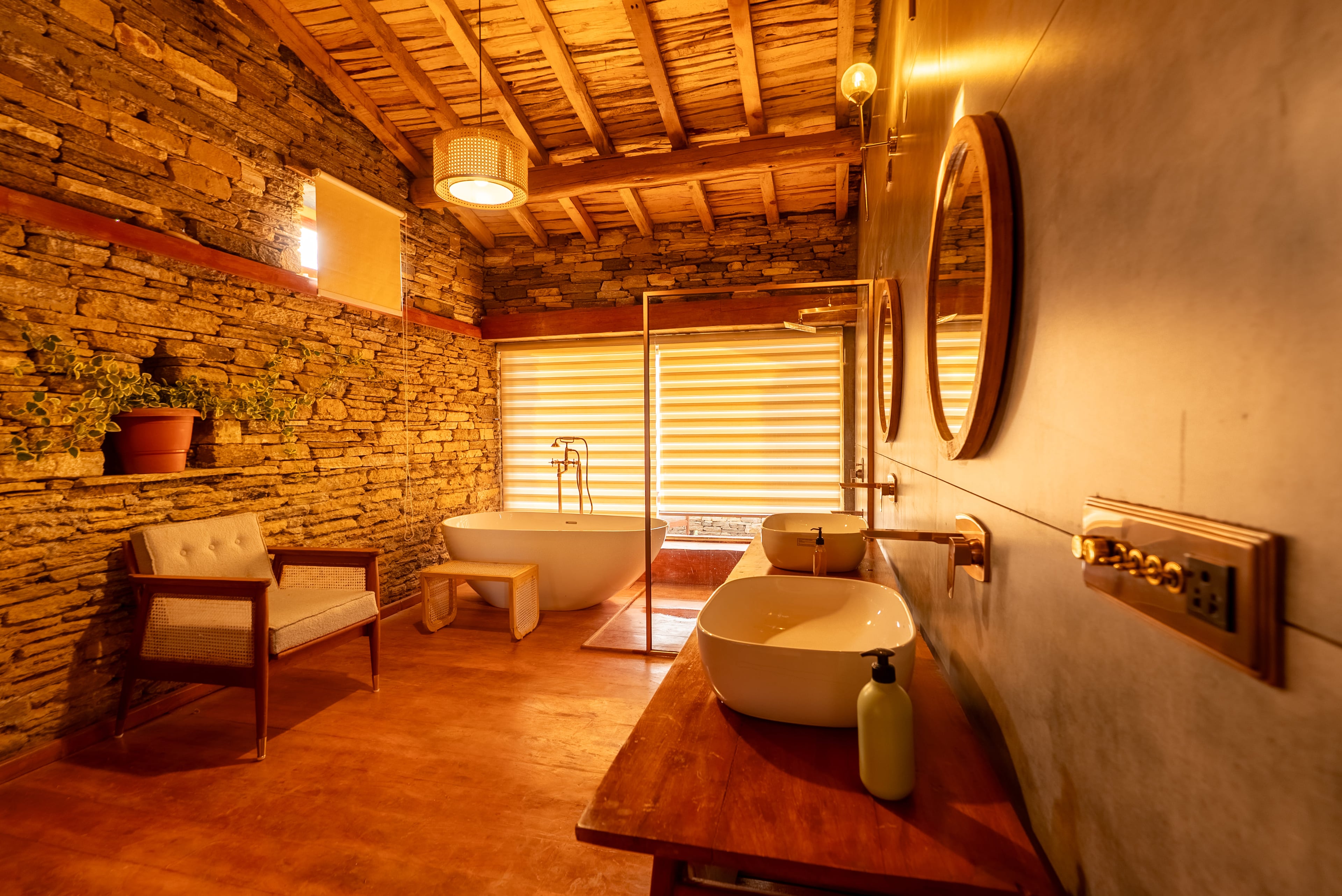 Kumaon Vann bathroom