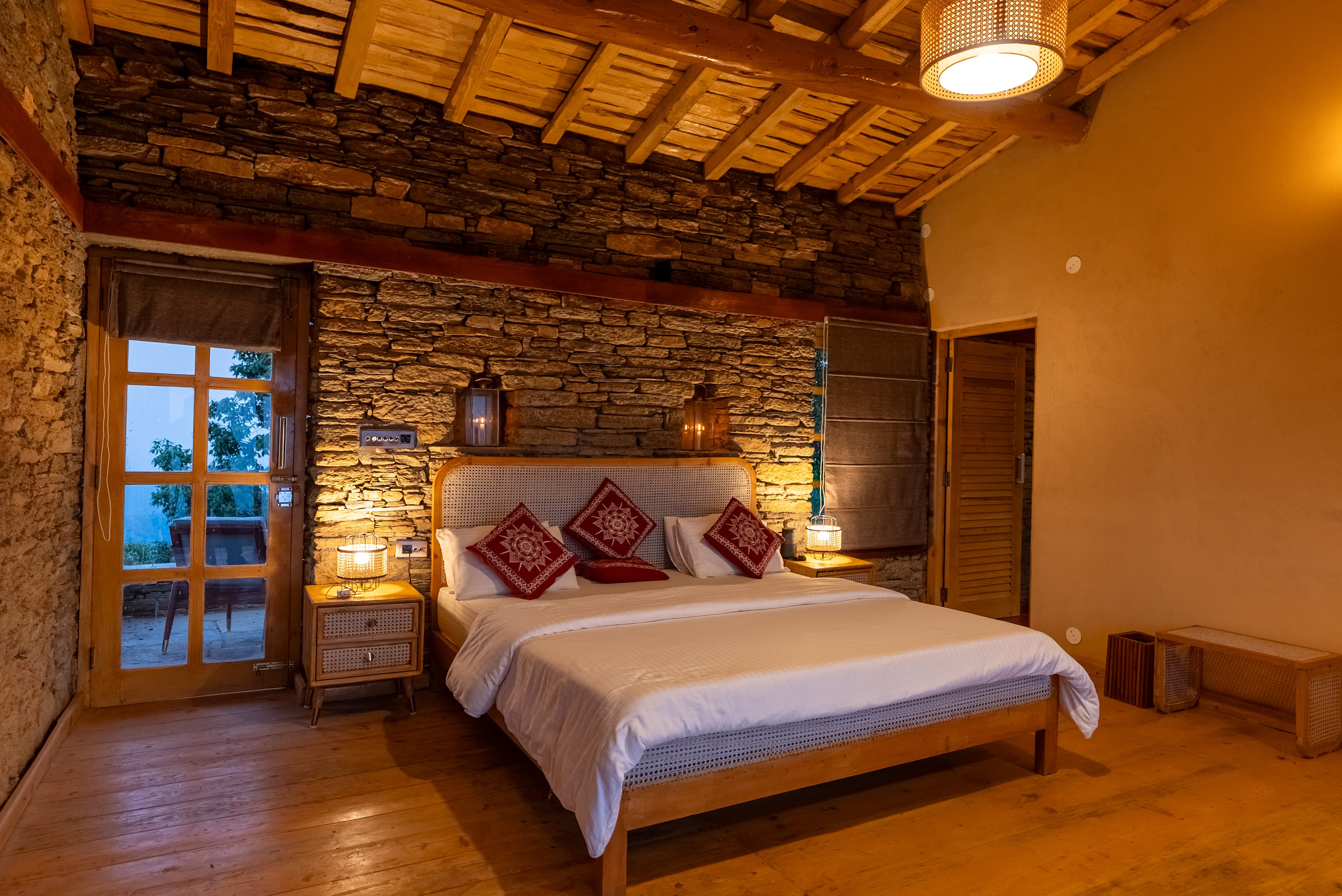 The bed, Kumaon Vann