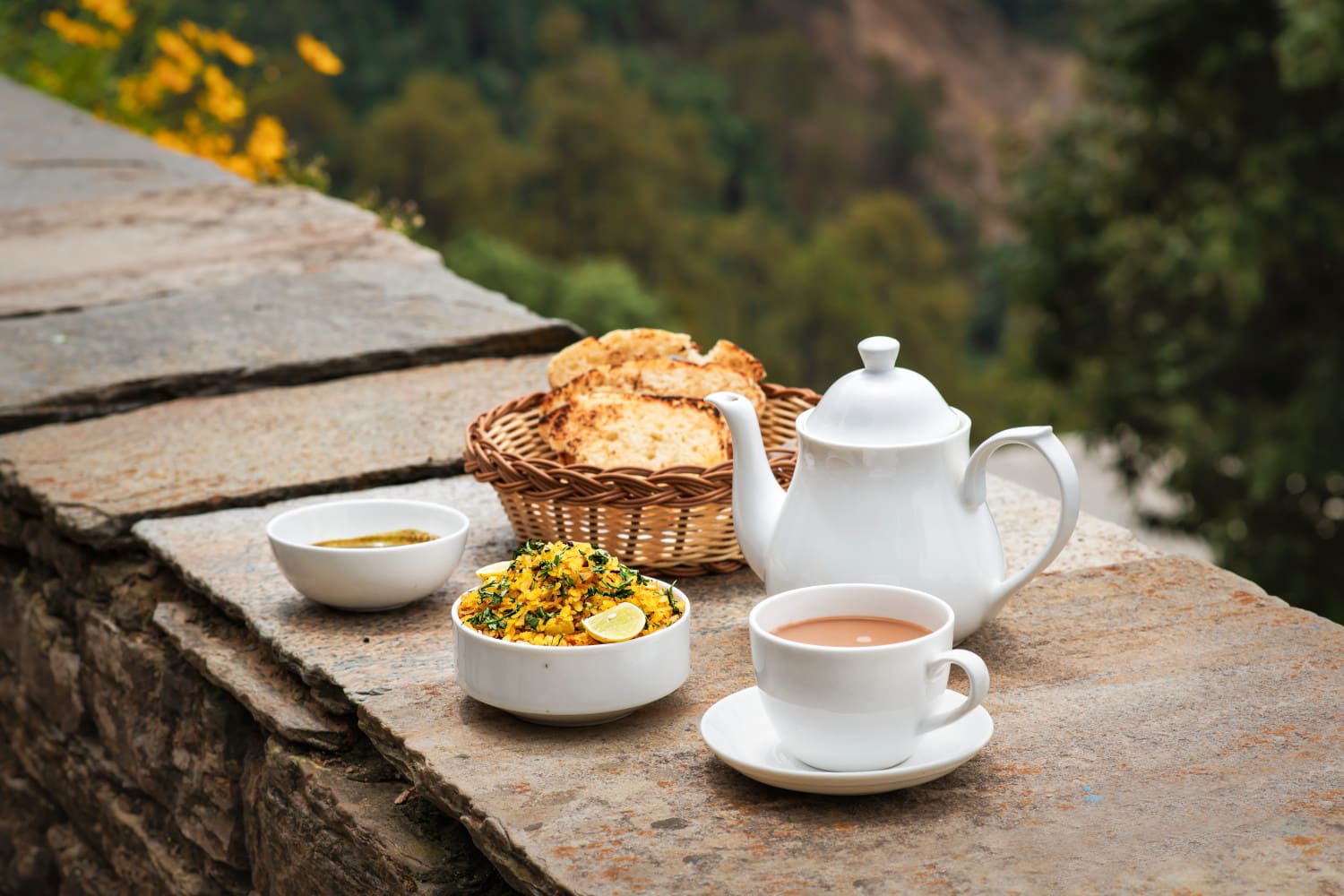Outdoor breakfast at Kot Kailash